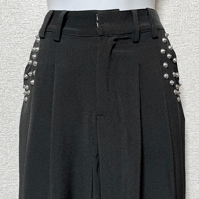 【GALSTAR/S】スパイクスタッズ付タック入テーパードパンツ < ブランド  【GALSTAR/S】スパイクスタッズ付タック入テーパードパンツ < ブランドの