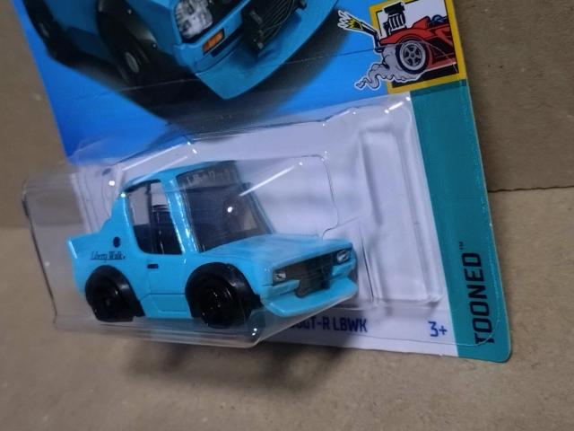 �yHW�x�[�V�b�N�z�j�b�T�� �X�J�C���C�� 2000GT-R LBWK