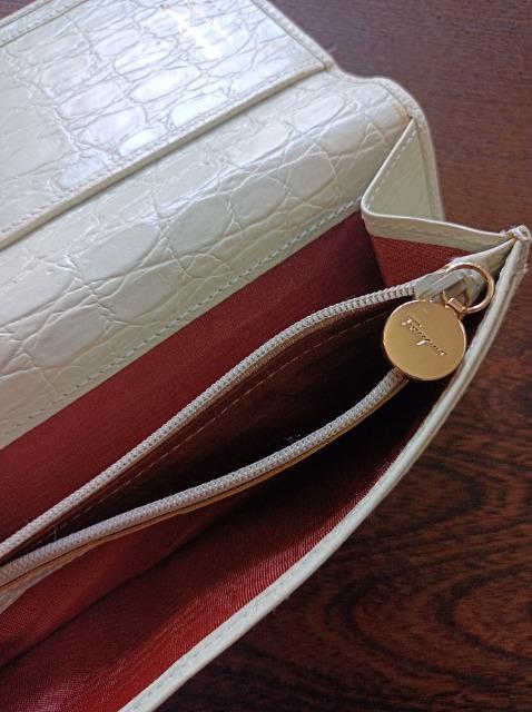 FerragamotFK@܂蒷zVi󂠂聚NR_CjOKfG󏭃A