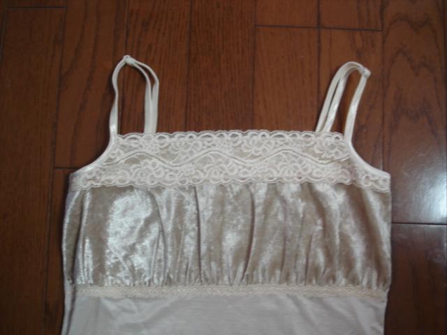 ★おしゃれデザインベロア素材キャミソール★新品!値下げ!最終出品! < 女性ファッション ★おしゃれデザインベロア素材キャミソール★新品!値下げ!最終出品! < 女性ファッションの