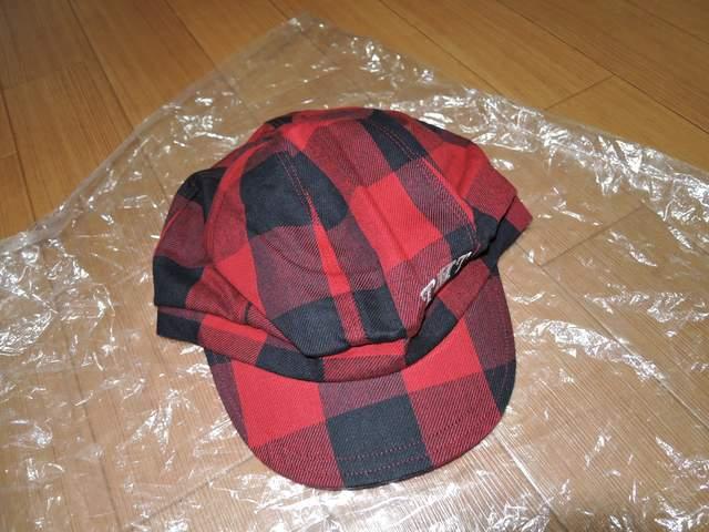 新品TMTバッファローチェック柄ハンチング赤黒キャスケット < ブランド 新品TMTバッファローチェック柄ハンチング赤黒キャスケット < ブランドの