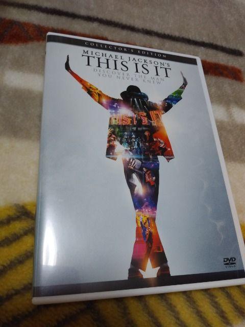 *マイケル・ジャクソン☆THIS IS IT コレクターズ エディション DVD♪ < タレントグッズ  *マイケル・ジャクソン☆THIS IS IT コレクターズ エディション DVD♪  < タレントグッズの