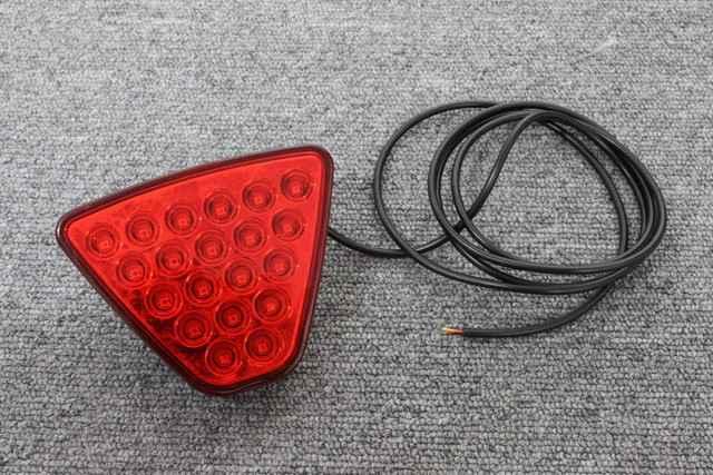 F1風ストップランプ LED20発 ブレーキ リバース テールランブ < 自動車/バイク F1風ストップランプ LED20発 ブレーキ リバース テールランブ < 自動車/バイク