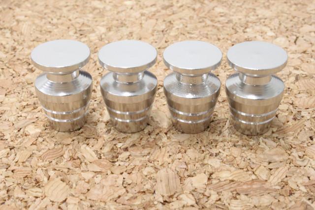 汎用エアバルブキャップ ボトル型 ホイール < 自動車/バイク 汎用エアバルブキャップ ボトル型 ホイール < 自動車/バイク