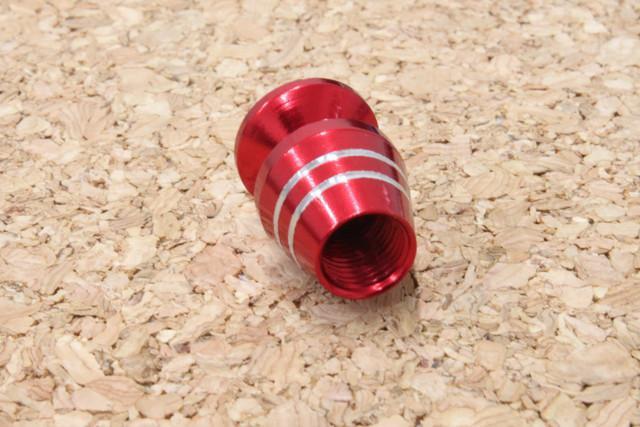 汎用エアバルブキャップ ボトル型 ホイール < 自動車/バイク 汎用エアバルブキャップ ボトル型 ホイール < 自動車/バイク