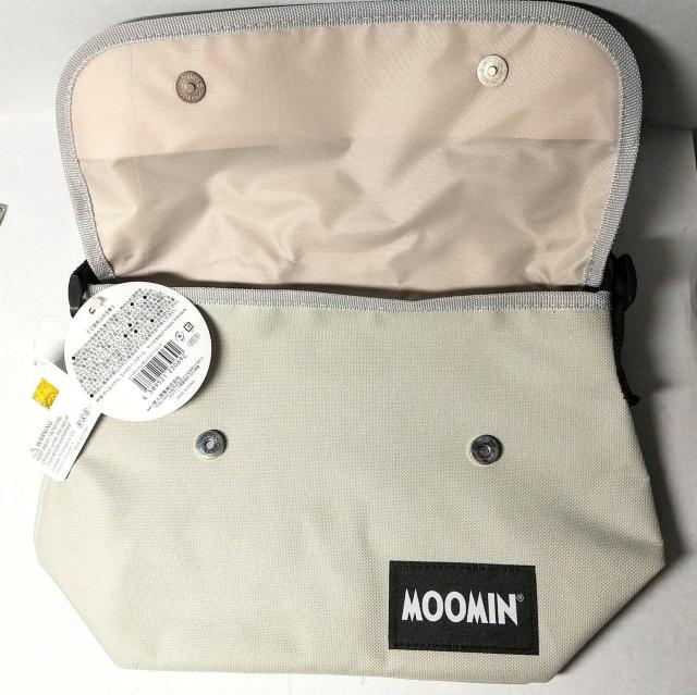メッセンジャーバッグ ムーミン Messengerbag MOOMIN サイズは写真に記載 ショルダーバッグ 未使用品 < アニメ/コミック/キャラクター  メッセンジャーバッグ ムーミン Messengerbag MOOMIN サイズは写真に記載 ショルダーバッグ 未使用品 < アニメ/コミック/キャラクターの