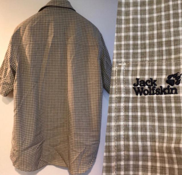 美品Jack Wolfskin  ジャックウルフスキン 半袖  シャツポケット付き刺繍ロゴチェック柄人気高級ブランド大活躍素敵 < 男性ファッション  美品Jack Wolfskin  ジャックウルフスキン 半袖  シャツポケット付き刺繍ロゴチェック柄人気高級ブランド大活躍素敵 < 男性ファッションの