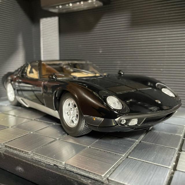 絶版未展示品 京商1/18 ランボルギーニ ミウラP400 Black < ホビー  絶版未展示品 京商1/18 ランボルギーニ ミウラP400 Black  < ホビーの