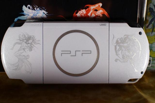 PSP3000cee (FF20th Ajo[T[~ebhjQN+܂  Q[{/\tg 