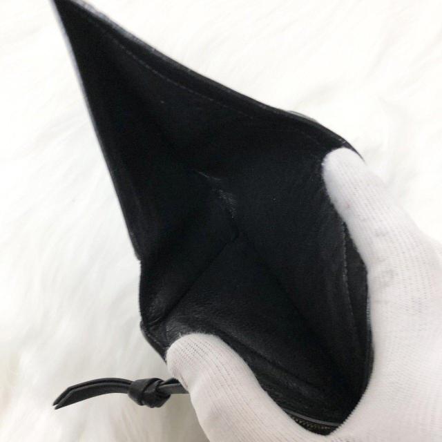 【美品】BOTTEGAVENETA ボッテガヴェネタ 二つ折り財布 イントレチャート コンパクトウォレット ブラック レザー < ブランド 【美品】BOTTEGAVENETA ボッテガヴェネタ 二つ折り財布 イントレチャート コンパクトウォレット ブラック レザー < ブランドの