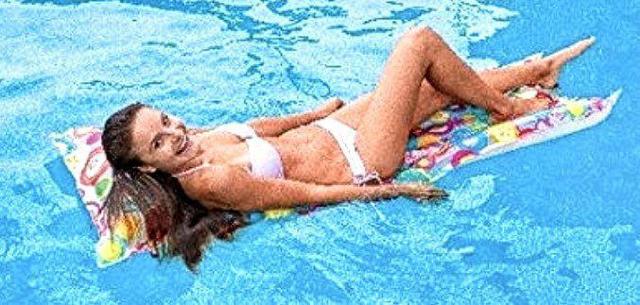 ビーチフロート★エアーマット★カラフル★可愛い★海★プール★海水浴★大きい★SNS映★プールデビュー★海岸★新品未使用★送料無料 < レジャー/スポーツ  ビーチフロート★エアーマット★カラフル★可愛い★海★プール★海水浴★大きい★SNS映★プールデビュー★海岸★新品未使用★送料無料 < レジャー/スポーツの