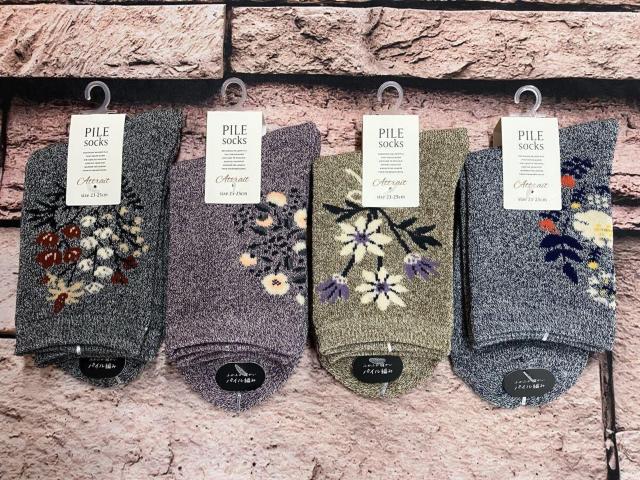 送料無料!『画像から4足組』お洒落な花柄!ちょうどいい厚さ!ふかふか暖かい!レディースパイルソックス < 女性ファッション 送料無料!『画像から4足組』お洒落な花柄!ちょうどいい厚さ!ふかふか暖かい!レディースパイルソックス < 女性ファッションの