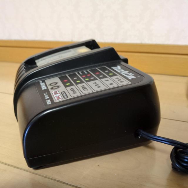 Makita 7.2-18V�p�[�d�� DC18SD �� �y�b�g/��|/���|�� 