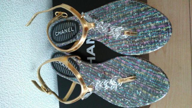 gpCHANELLL؂񂱃T_C^A   uh 