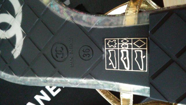 gpCHANELLL؂񂱃T_C^A  uh 