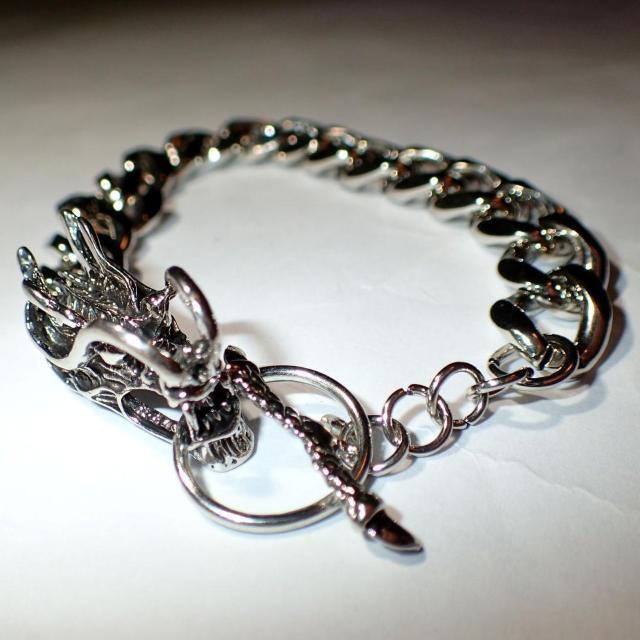 ドラゴン 竜 龍 喜平 ブレスレット アクセサリー 銀色 シルバー色 メンズ < 男性アクセサリー/時計  ドラゴン 竜 龍 喜平 ブレスレット アクセサリー 銀色 シルバー色 メンズ < 男性アクセサリー/時計の