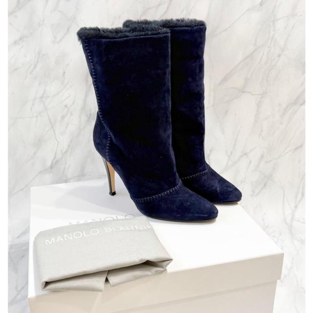 マノロブラニク ムートンショートブーツ36ネイビー < ブランド マノロブラニク ムートンショートブーツ36ネイビー < ブランドの