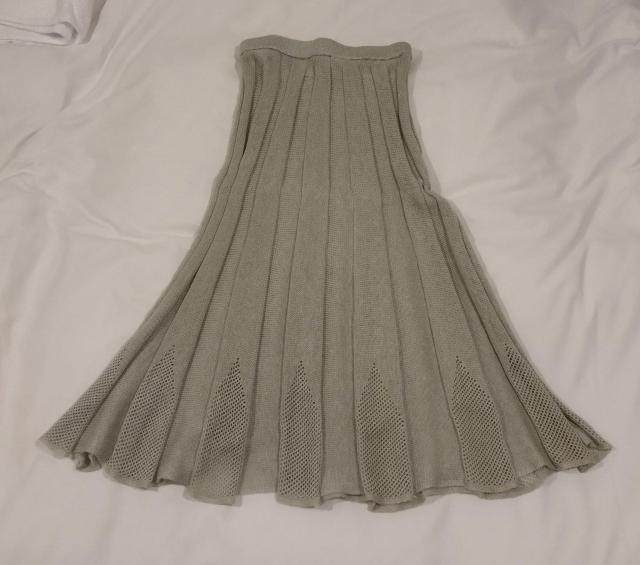 グレーグリーン レースニット プリーツスカート < 女性ファッション  グレーグリーン レースニット プリーツスカート  < 女性ファッションの