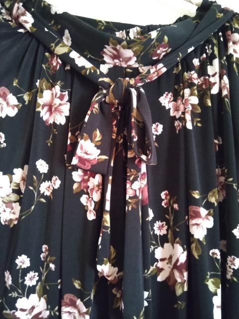 新品☆celenea*花柄スカンツ < 女性ファッション 新品☆celenea*花柄スカンツ < 女性ファッションの