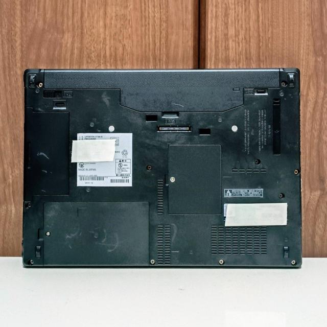 FUJITSU LIFEBOOK Corei5 8GB SSD256GB Windows11 m[gp\R Office  PC{/Ӌ@ 
