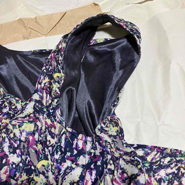 【KBF / ケイビーエフ】 総柄 / ノースリーブ / 膝丈 ワンピース O < ブランド 【KBF / ケイビーエフ】 総柄 / ノースリーブ / 膝丈 ワンピース O < ブランドの