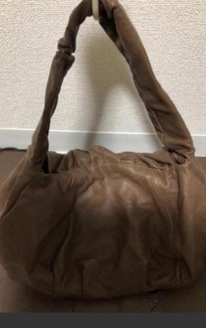 新品同様特価上質高級he;pt(ヘプト)レザー ショルダーバッグブラウン大活躍柔らか軽量通勤普段用スタイリッシュ早い者勝ち < 女性ファッション 新品同様特価上質高級he;pt(ヘプト)レザー ショルダーバッグブラウン大活躍柔らか軽量通勤普段用スタイリッシュ早い者勝ち < 女性ファッションの