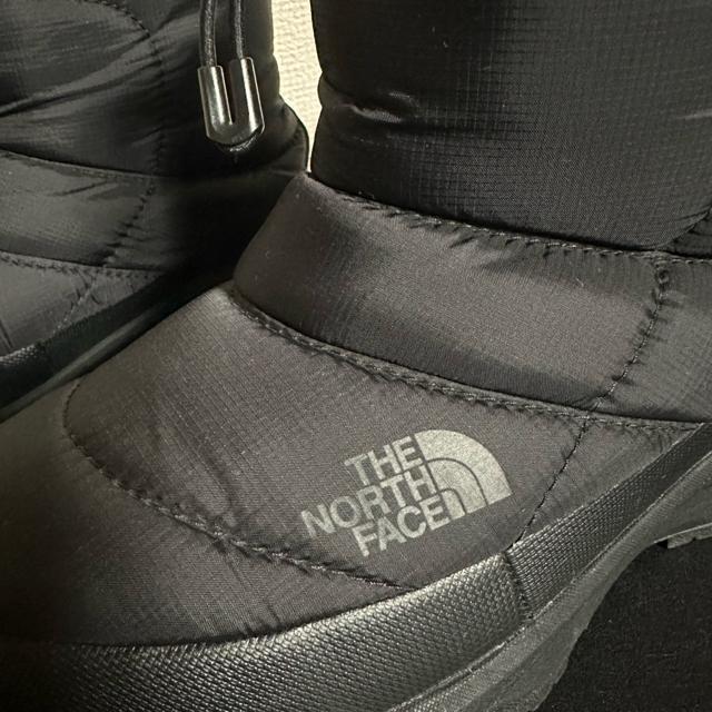 ���ɔ��i�y�U �m�[�X�t�F�C�X�z�k�v�V �u�[�c �E�H�[�^�[�v���[�t 24cm �� �u�����h�� 