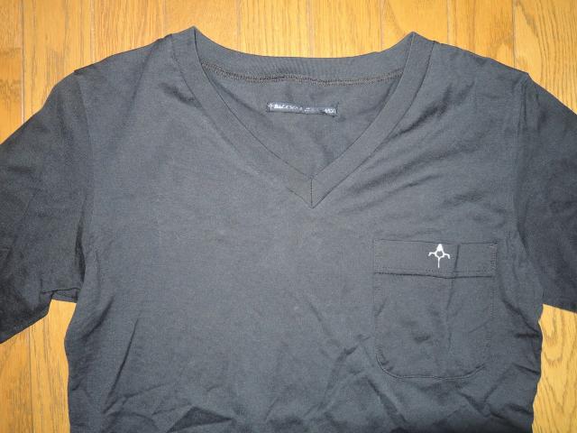 BACKBONE THE CLASSIC バックボーン V字 5分丈Tシャツ 黒 カットソー ポケットTシャツ アイコンロゴ刺繍 < ブランド  BACKBONE THE CLASSIC バックボーン V字 5分丈Tシャツ 黒 カットソー ポケットTシャツ アイコンロゴ刺繍 < ブランドの