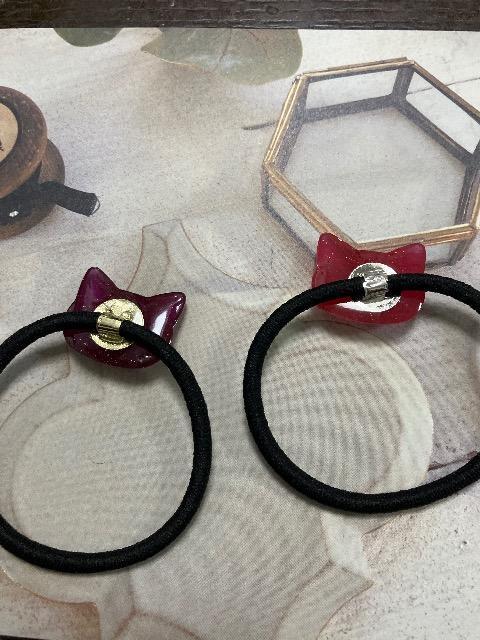 ハンドメイド レジン ねこ ヘアゴム2点セット < 女性ファッション  ハンドメイド レジン ねこ ヘアゴム2点セット < 女性ファッションの