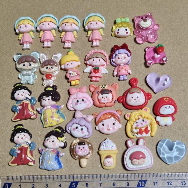 デコパーツ ハンドメイド用パーツ 28個セット < 香水/コスメ/ネイル  デコパーツ ハンドメイド用パーツ 28個セット  < 香水/コスメ/ネイルの