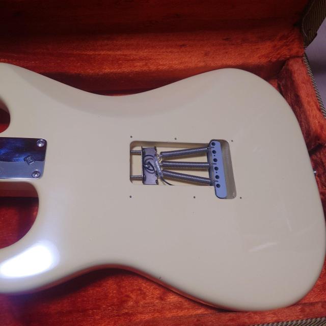 �C���O���F�C�}�����X�e�B�[��ModelFenderUSA�X�g���X�L���X�^�[ �� �Ɠd/AV�� 