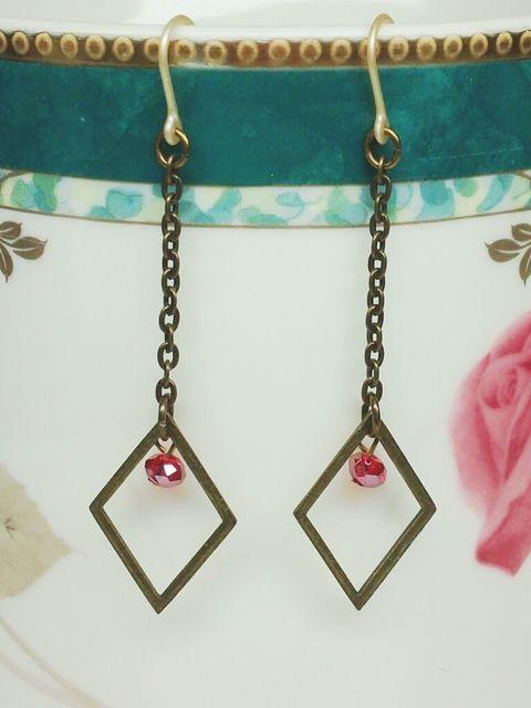 シンプルゆらりチェーンスクエアルビースワロ樹脂ピアス☆ < 女性アクセサリー/時計  シンプルゆらりチェーンスクエアルビースワロ樹脂ピアス☆  < 女性アクセサリー/時計の