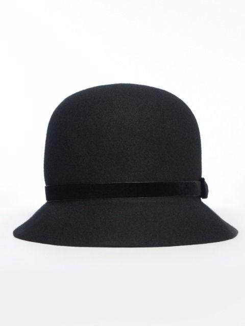 Emiria Wiz☆クロシェ帽☆ブラック☆新品タグ付き < ブランド Emiria Wiz☆クロシェ帽☆ブラック☆新品タグ付き < ブランドの