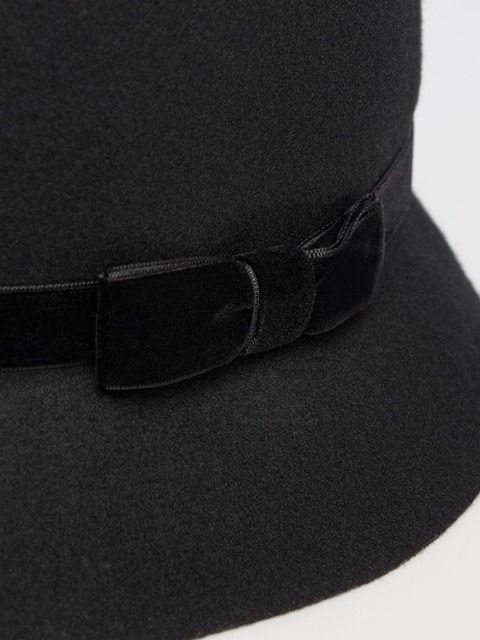 Emiria Wiz☆クロシェ帽☆ブラック☆新品タグ付き < ブランド Emiria Wiz☆クロシェ帽☆ブラック☆新品タグ付き < ブランドの