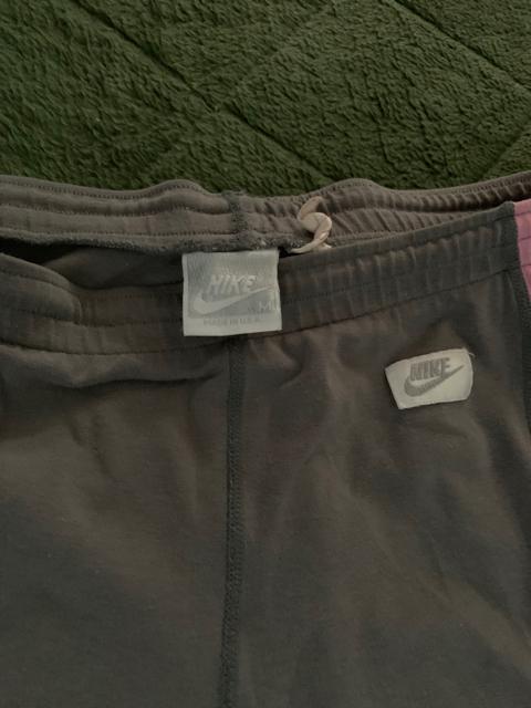 送料無料 ナイキ  NlKE  ランニングヨガ トレーニング パンツ < ブランド  送料無料 ナイキ  NlKE  ランニングヨガ トレーニング パンツ < ブランドの