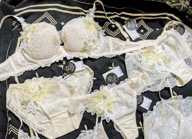 サルート店舗限定08G中国音楽F70/ソング/ノーマル/ローライズショーツ/キャミ/スリップ/L < 女性ファッション サルート店舗限定08G中国音楽F70/ソング/ノーマル/ローライズショーツ/キャミ/スリップ/L < 女性ファッションの