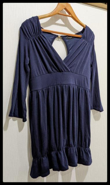 ★FJER★フジュール★ひざ丈ワンピース★ワンピース★七分丈★Tシャツ★Mサイズ★紺色★まとめ買い歓迎★ < 女性ファッション  ★FJER★フジュール★ひざ丈ワンピース★ワンピース★七分丈★Tシャツ★Mサイズ★紺色★まとめ買い歓迎★ < 女性ファッションの