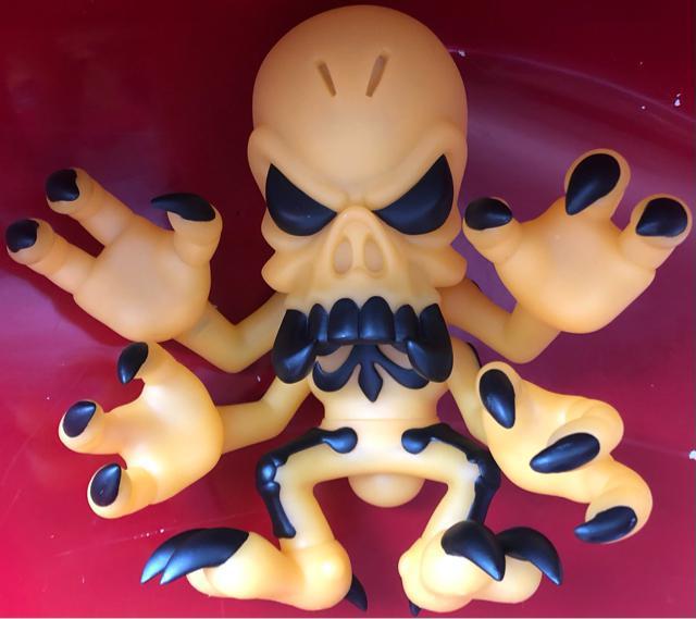 ssecretbasettBMA V[Nbgx[X oEeB[n^[ TWIM misfits oUbN  TOY   zr[ 