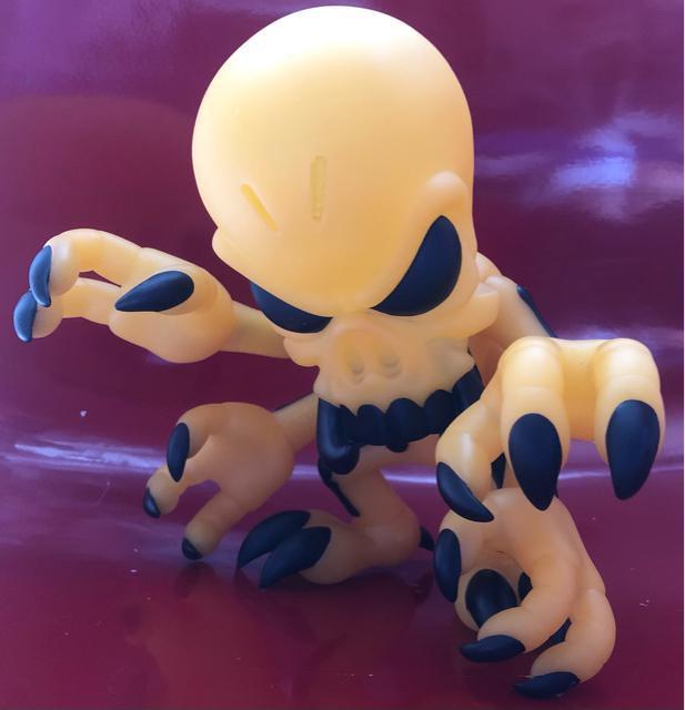 ssecretbasettBMA V[Nbgx[X oEeB[n^[ TWIM misfits oUbN  TOY  zr[ 