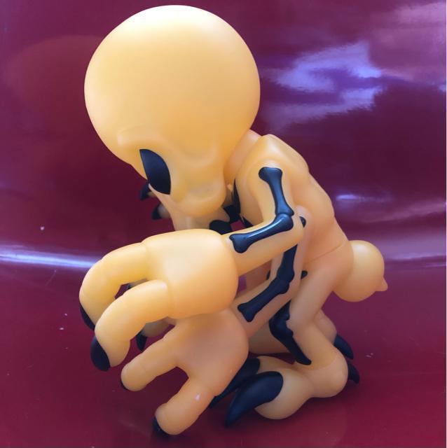 ssecretbasettBMA V[Nbgx[X oEeB[n^[ TWIM misfits oUbN  TOY  zr[ 