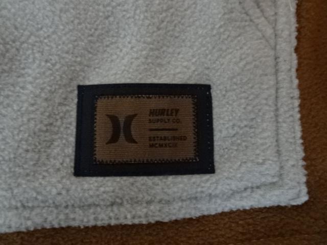 ハーレー【Hurley】フリース素材 ポケット付トレーナー US L ベージュ < ブランド  ハーレー【Hurley】フリース素材 ポケット付トレーナー US L ベージュ < ブランドの