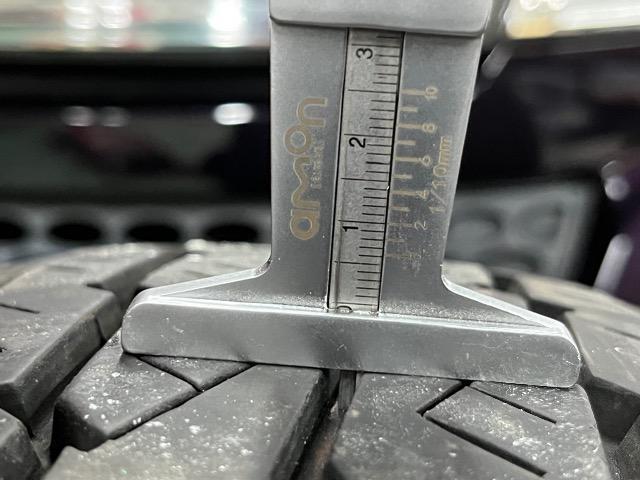 7071900)oaYBSuaXgÃ^C2{nCG[XLo195/80R15LT107/105L  /oCN