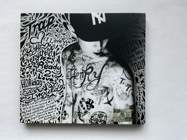 HENRY (�w�����[) 1st Mini Album TRAP CD K-POP �X�[�p�[�W���j�AM �\���A���o�� �� CD/DVD/�r�f�I�� 