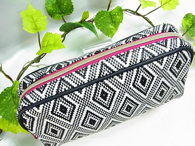 500円スタ★正規品 美品 ESTEE LAUDER(エスティーローダー) コフレ付属 ノベルティポーチ < 女性ファッション 500円スタ★正規品 美品 ESTEE LAUDER(エスティーローダー) コフレ付属 ノベルティポーチ < 女性ファッションの