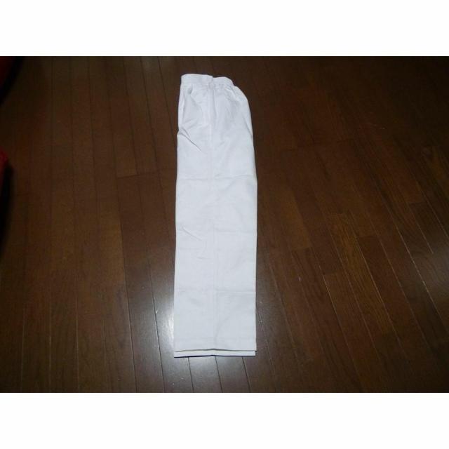 モンブランの白のズボン(L) 新品未使用 !。 < 男性ファッション モンブランの白のズボン(L) 新品未使用 !。 < 男性ファッションの