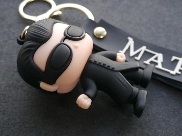 新品 マトリックス ネオ キアヌ・リーブス フィギュアマスコット キーホルダー バッグチャーム The Matrix < ホビー  新品 マトリックス ネオ キアヌ・リーブス フィギュアマスコット キーホルダー バッグチャーム The Matrix < ホビーの