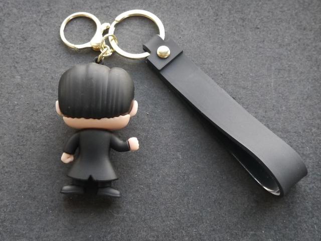 新品 マトリックス ネオ キアヌ・リーブス フィギュアマスコット キーホルダー バッグチャーム The Matrix < ホビー  新品 マトリックス ネオ キアヌ・リーブス フィギュアマスコット キーホルダー バッグチャーム The Matrix < ホビーの