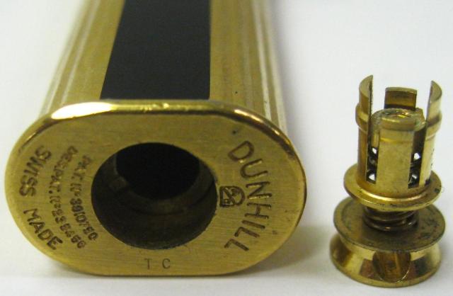 i _q DUNHILL C^[ hX S[h+ubN jp  uh 