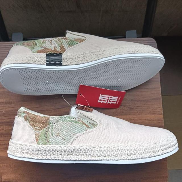 新品 26.5cm メンズ スリッポン ベージュ シューズ 靴 43 おしゃれ < 男性ファッション  新品 26.5cm メンズ スリッポン ベージュ シューズ 靴 43 おしゃれ < 男性ファッションの