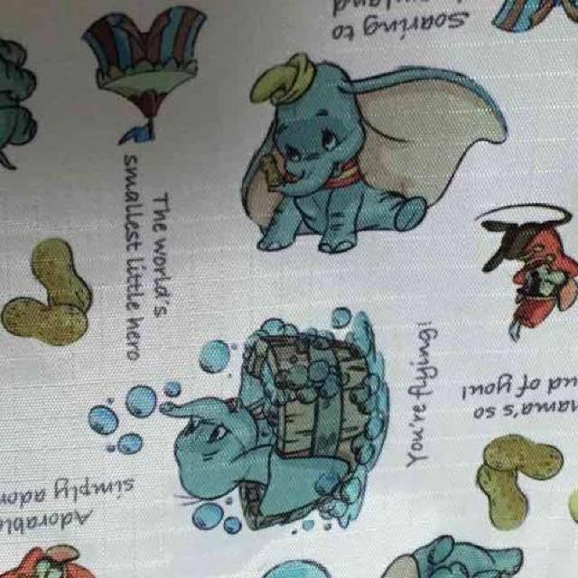 ディズニー・ポケッタブルトートバッグ。ダンボ柄 < ブランド ディズニー・ポケッタブルトートバッグ。ダンボ柄 < ブランドの